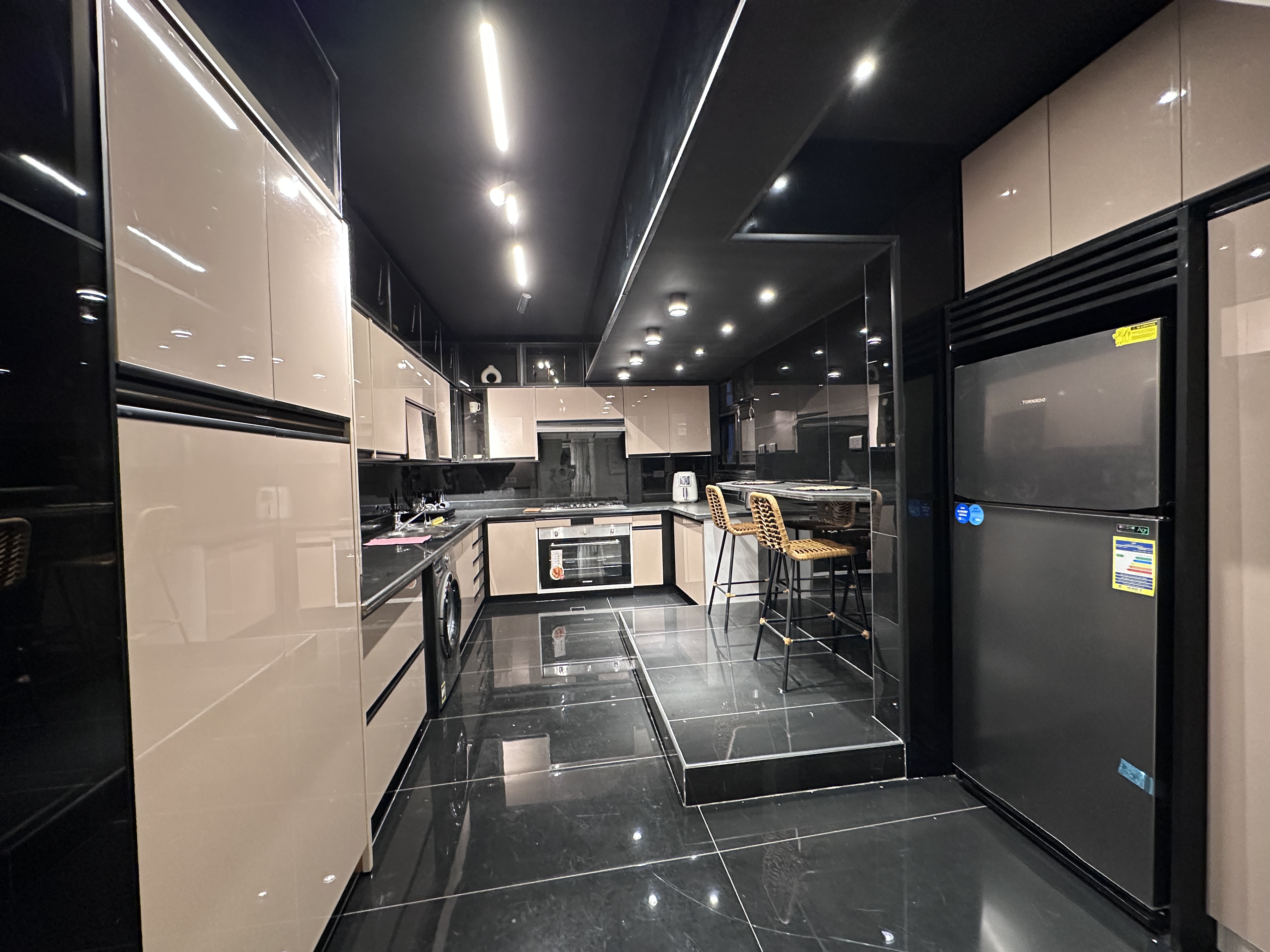 Apartment ( luxury ) 