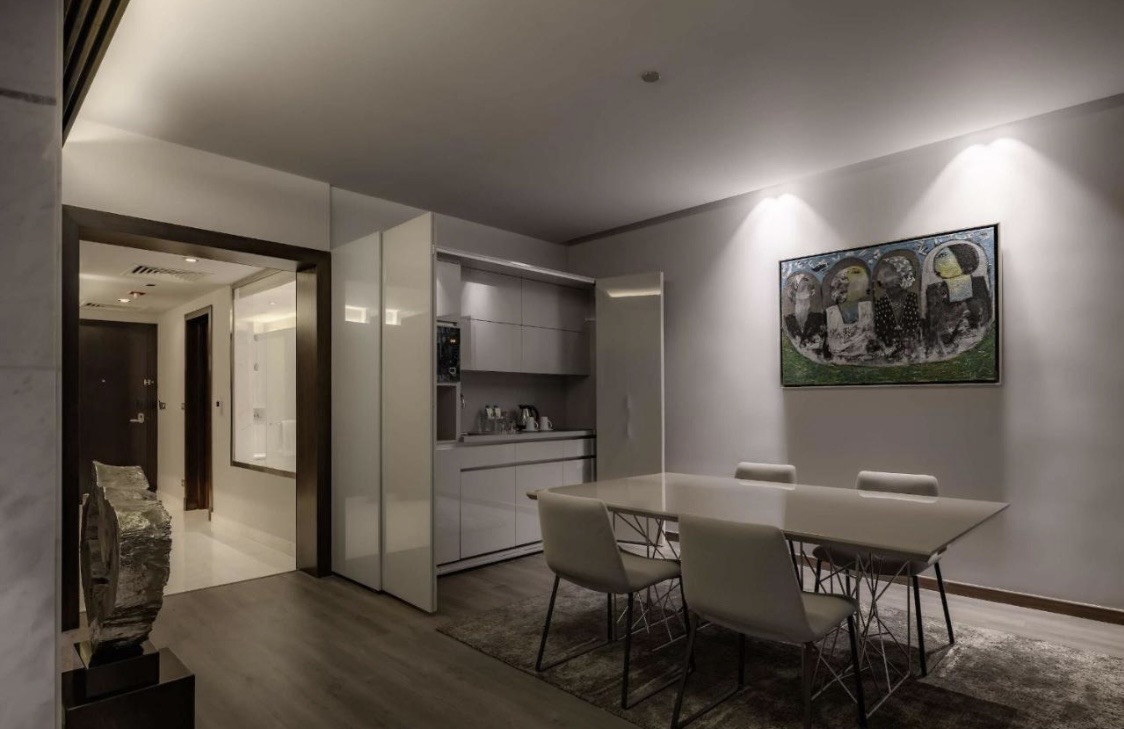 Dusit Thani Lakeview Cairo