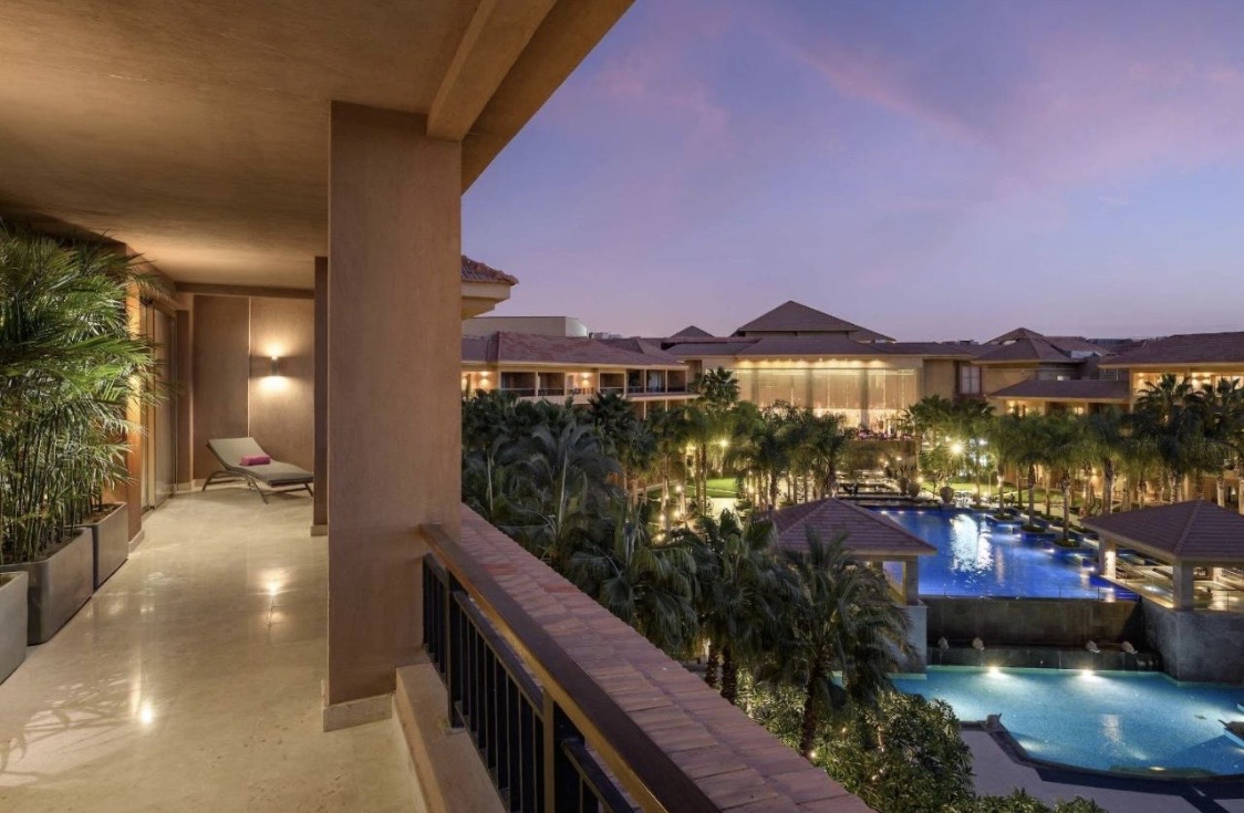 Dusit Thani Lakeview Cairo