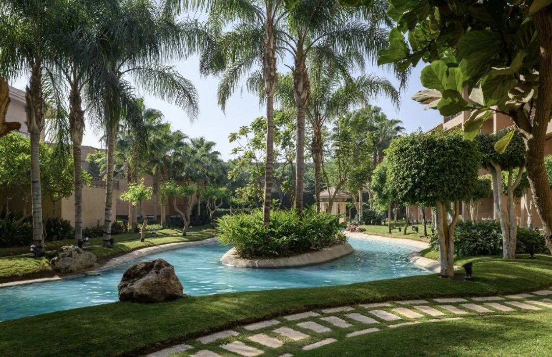 Dusit Thani Lakeview Cairo