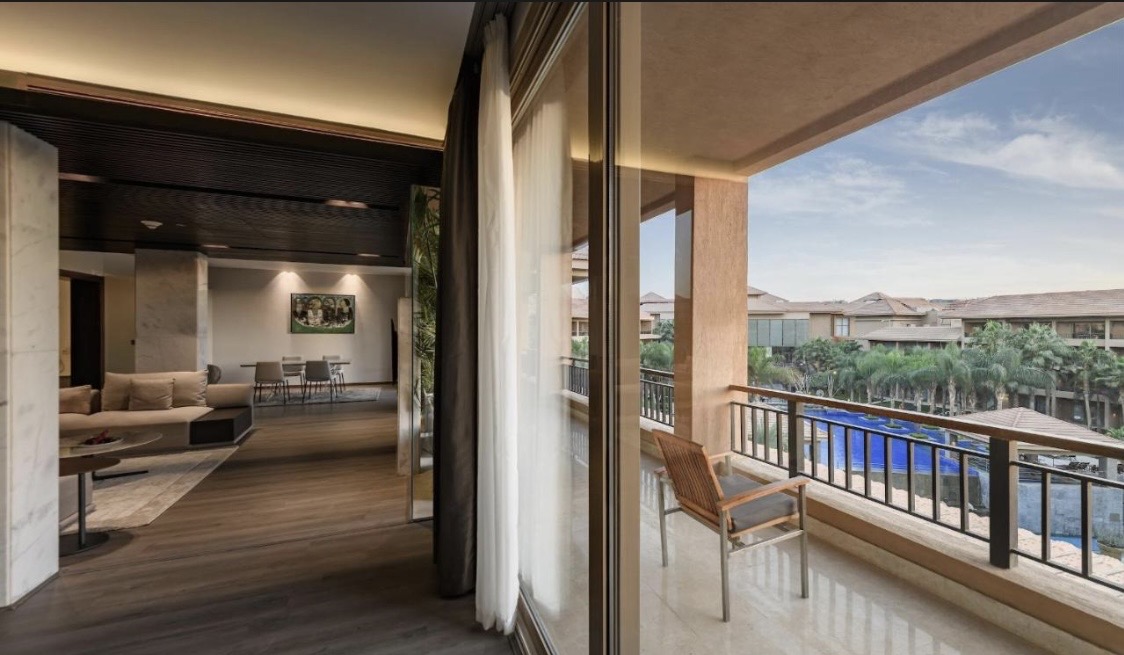 Dusit Thani Lakeview Cairo